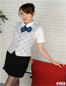 女性